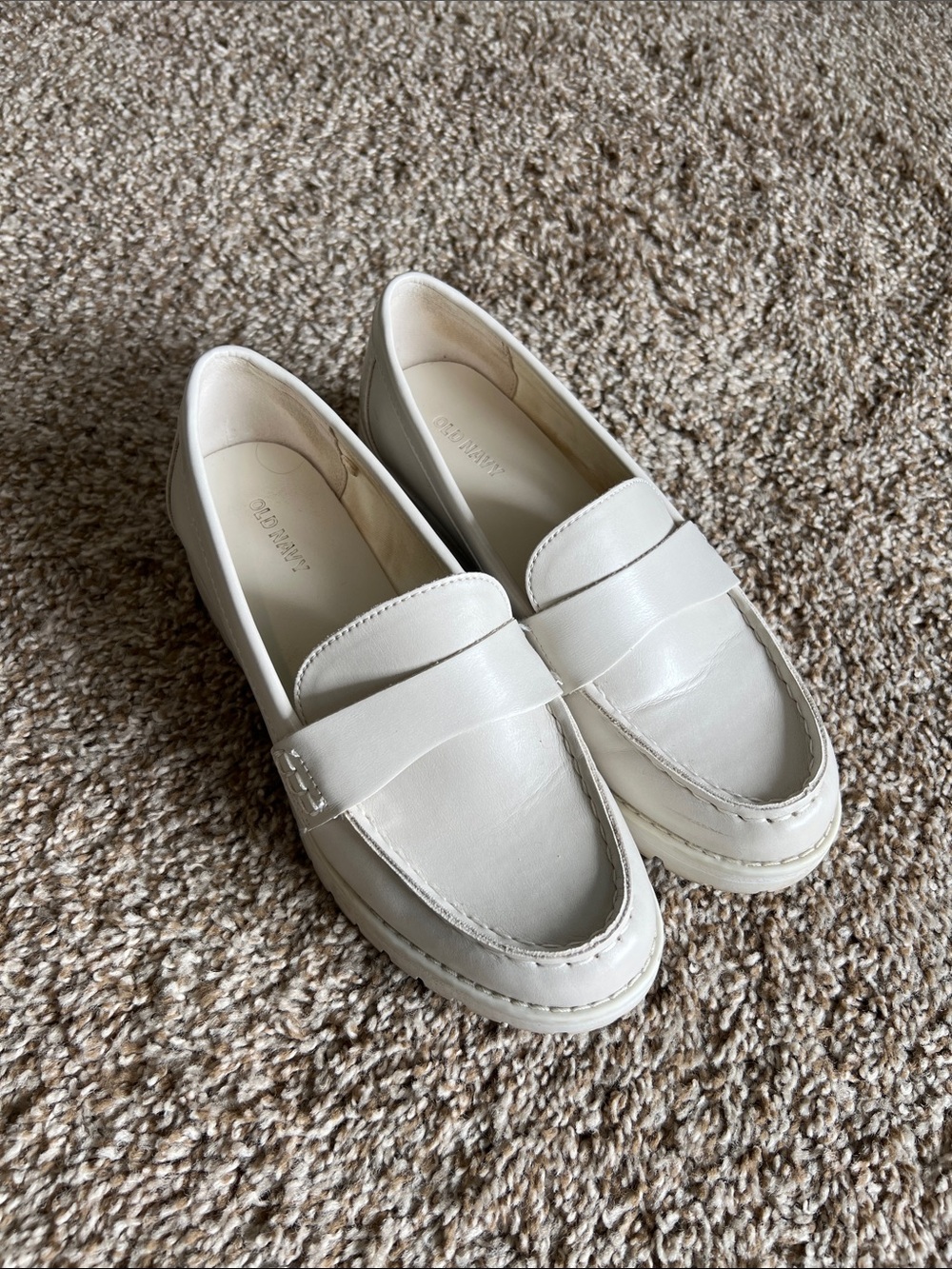 🛍️5/$20🛍️Old Navy Women's Cream Penny Loafers - Classic Slip-On Style